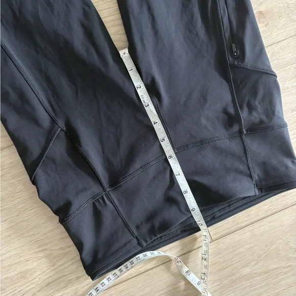 Lululemon high waisted leggings size 4 - Picture 6 of 7